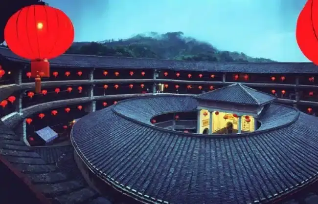 Zhencheng Lou