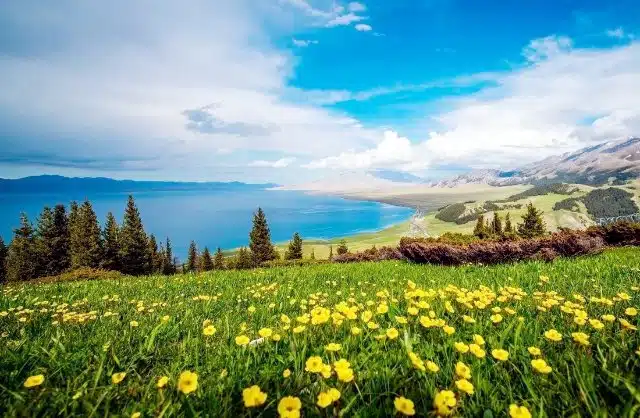 Sayram Lake in Xinjiang